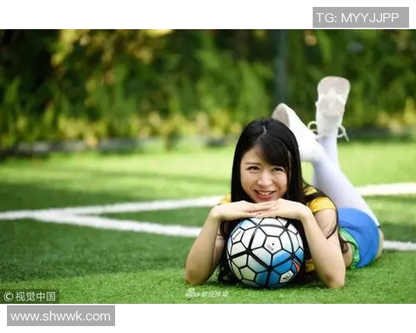 足球宝贝走红网络,助威视频破百万播放 足球宝贝走红网络,助威视频破百万播放